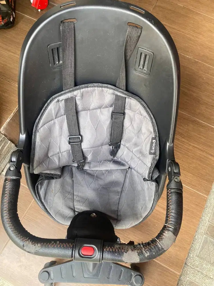 stroller pacific jr bayi dan anak anak( bisa dilipat)