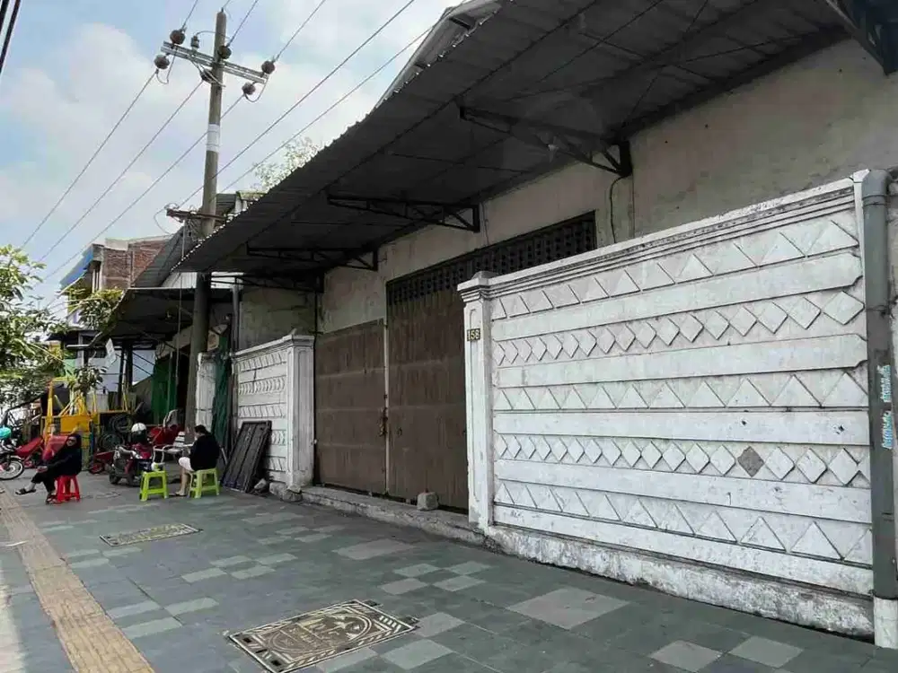 DI JUAL GUDANG
JLN  : DEMAK NO 158
KEL. : GUNDIH
KEC. : BUBUTAN
KAB  : SURABAYA