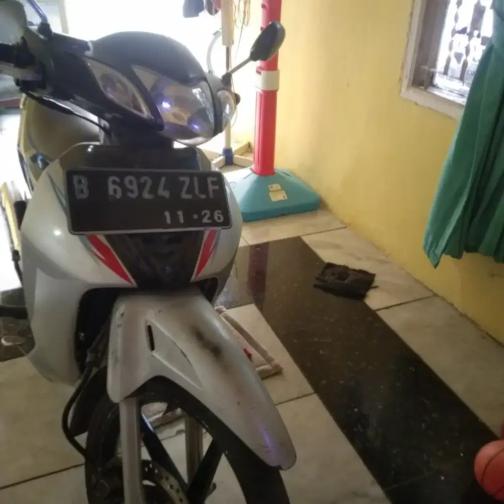 Honda kharisma 125 D velg sudah recing