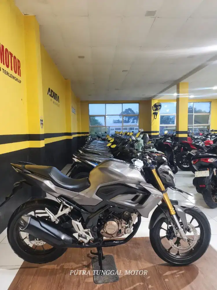 Di jual murah Honda CB150R