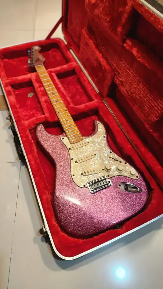 Gitar Stratocaster cuma 1 di dunia ex Artis