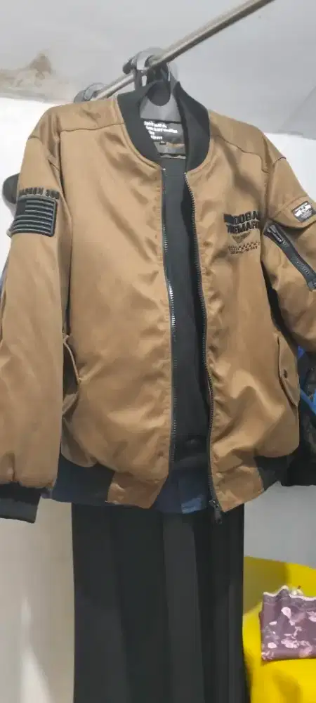 Jaket motor bomber