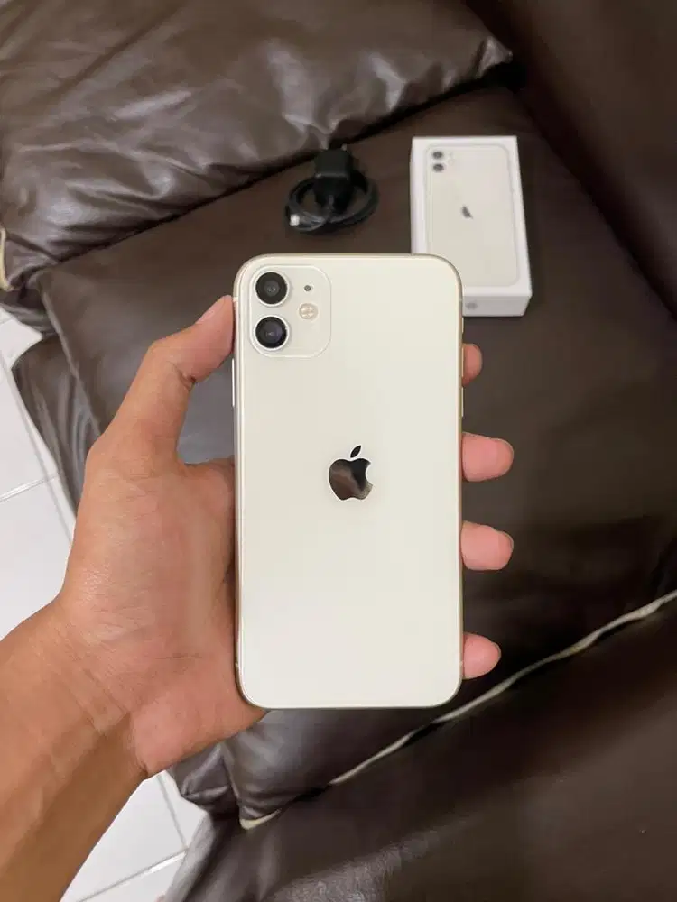 iphone 11 64gb putih