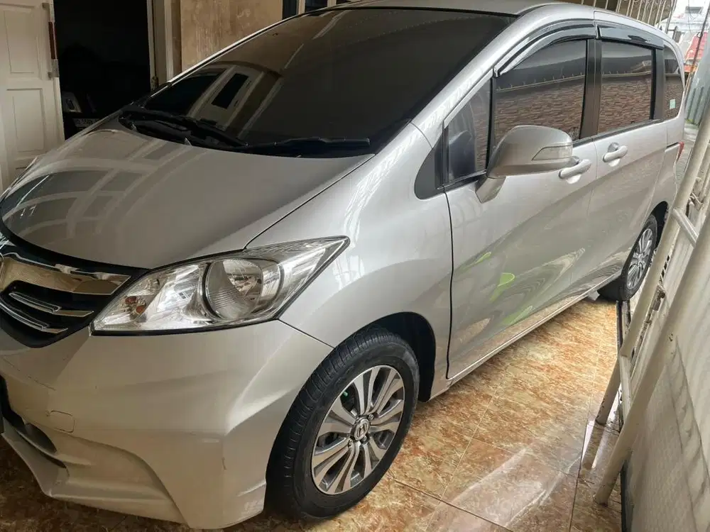 Honda freed type S metic thn 2013