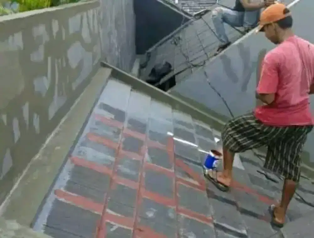Jasa service atap bocor genteng rembes gantian talang air dan lain