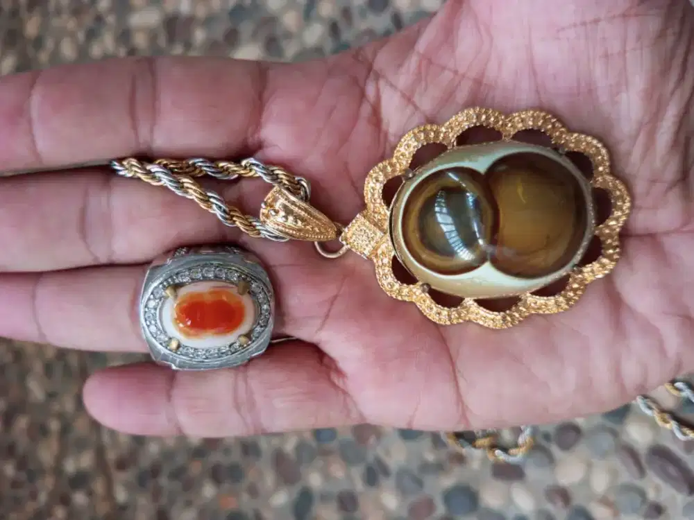 Bandul kalung Unik Angk 8 bos & cincin Angk 8