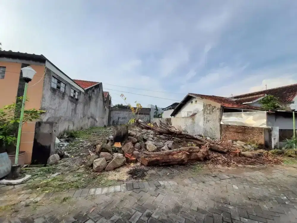 Tanah tengah kota jl singa utara luas 240m2 siap bangun rumah mewah