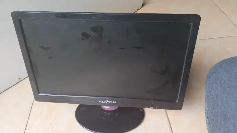 MONITOR LED 21 INC MERK ADVAN