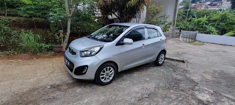 Kia Picanto 2012 Bensin