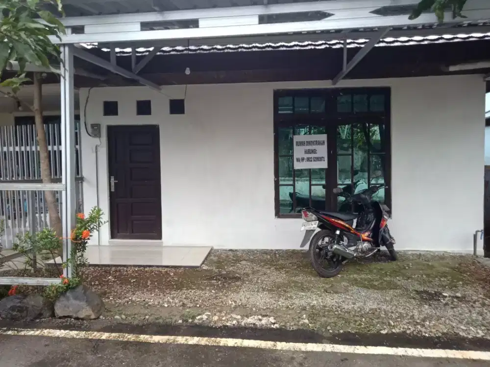 DISEWAKAN RUMAH Rp.24.000.000/Tahun