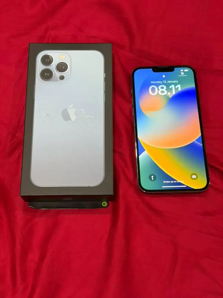 Iphone 13 pro max 256 GB sierra blue - ibox Fullset mulus tanpa cacat