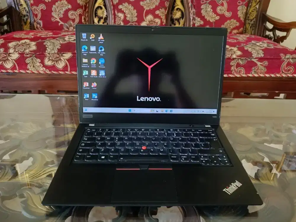 Lenovo Thinkpad Ryzen 3 Pro RAM 8GB SSD 256GB