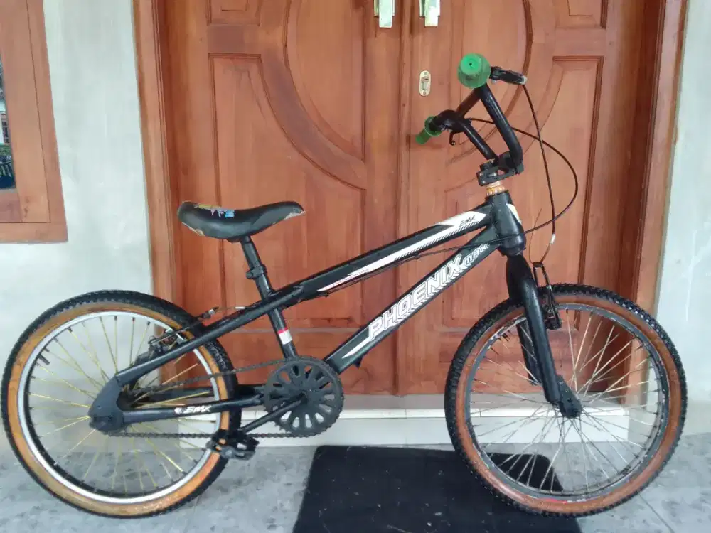 Sepeda BMX 20, Phoenix