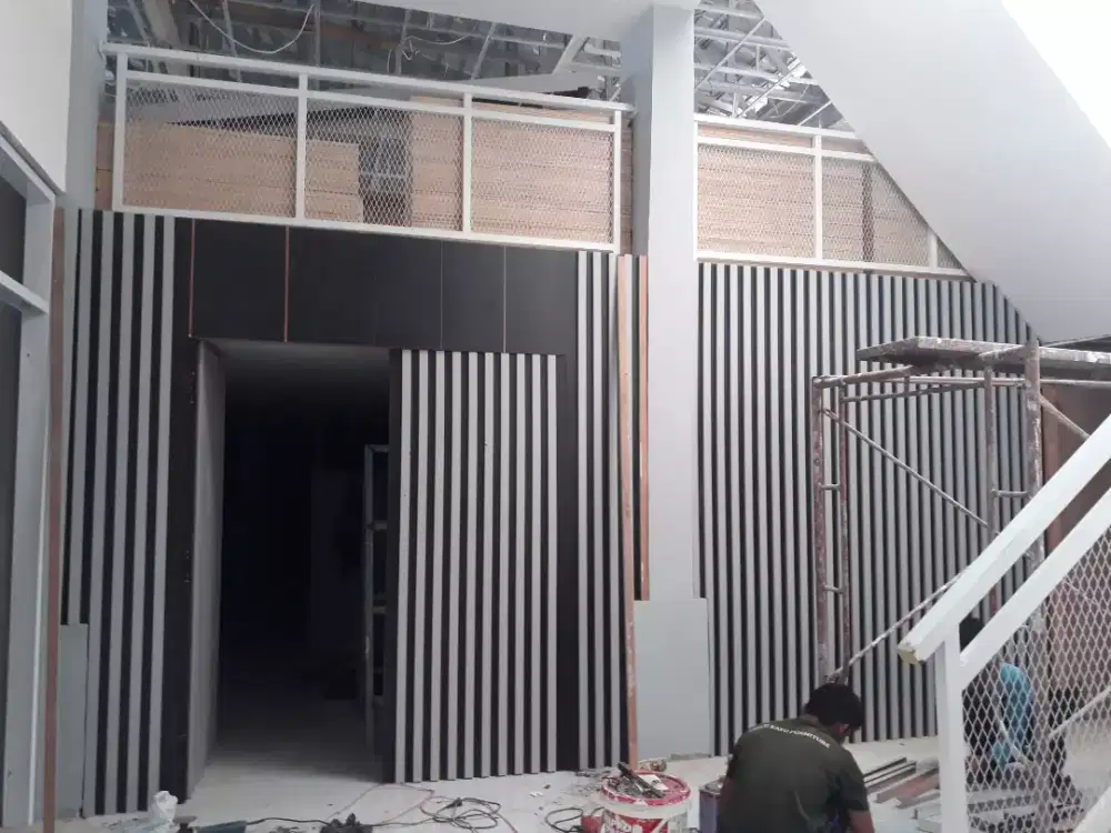 Tukang bangunan dan interior