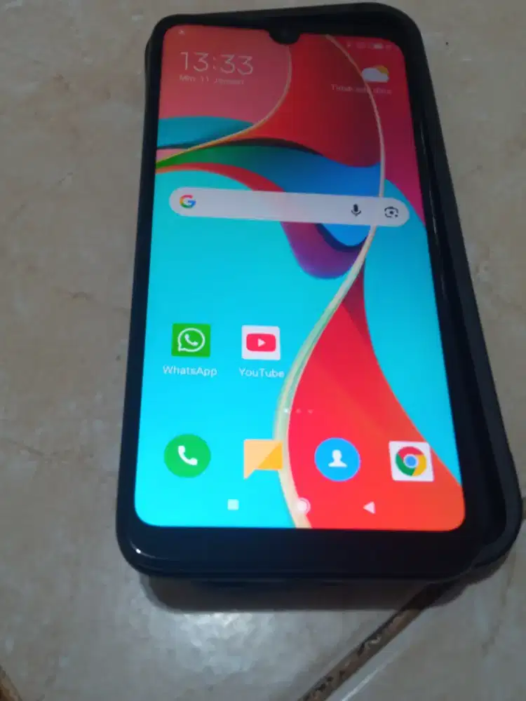 Redmi 7 ram 3/32 mulus normal masih bawaan tingggal pake aja