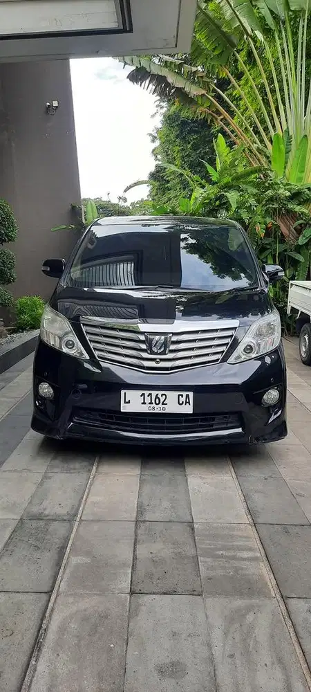 Alphard 2010 excellent condition NEGO