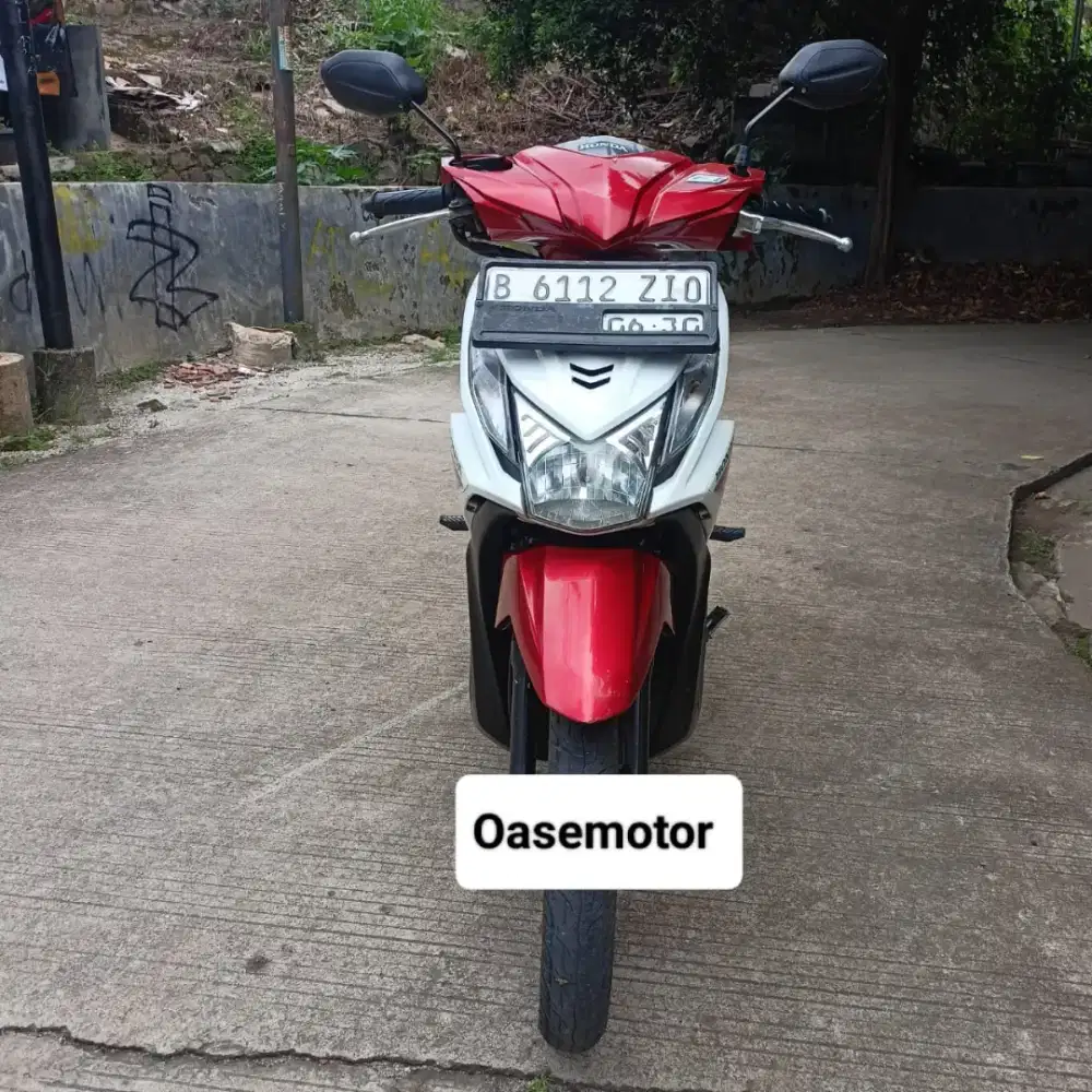(B) HONDA BEAT FI TAHUN 2015
