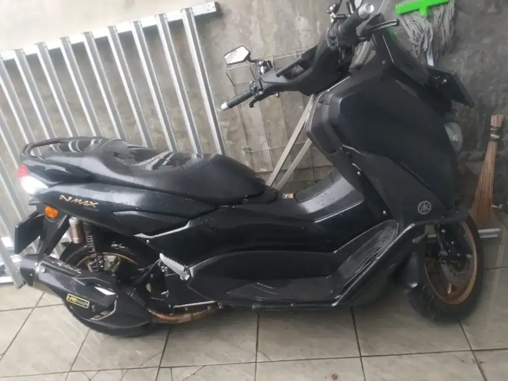NMAX NEW ABS KEYLESS ISTIMEWAH SIMPANAN JARANG PAKAI