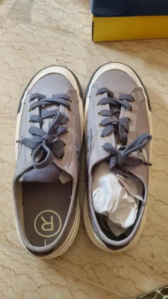 Sepatu Compass Proto Lite Grey No.44