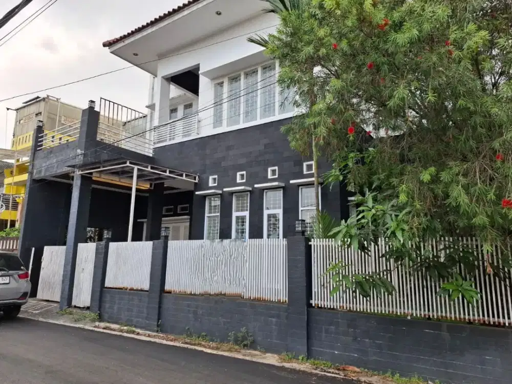 Murah! Rumah Lux Harga bawah NJOP Di Margahayu Raya Bandung