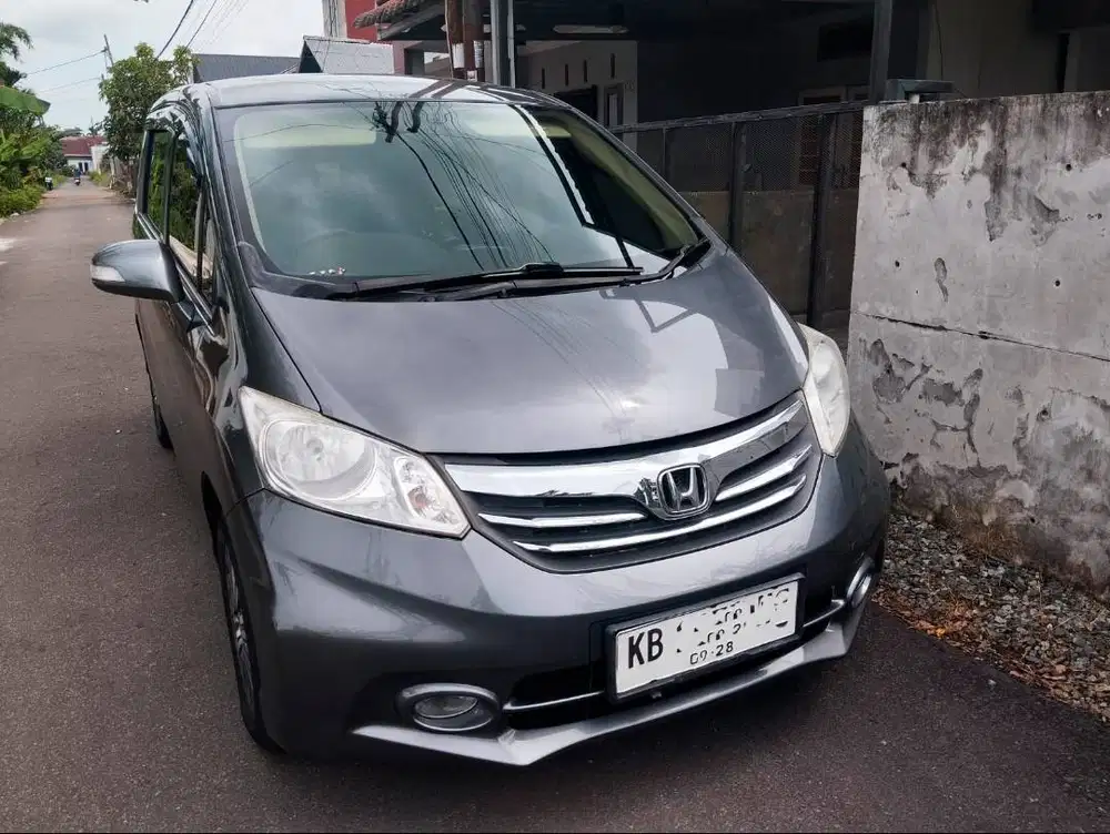 Dijual Freed PSD 2013 Pemakaian 2014