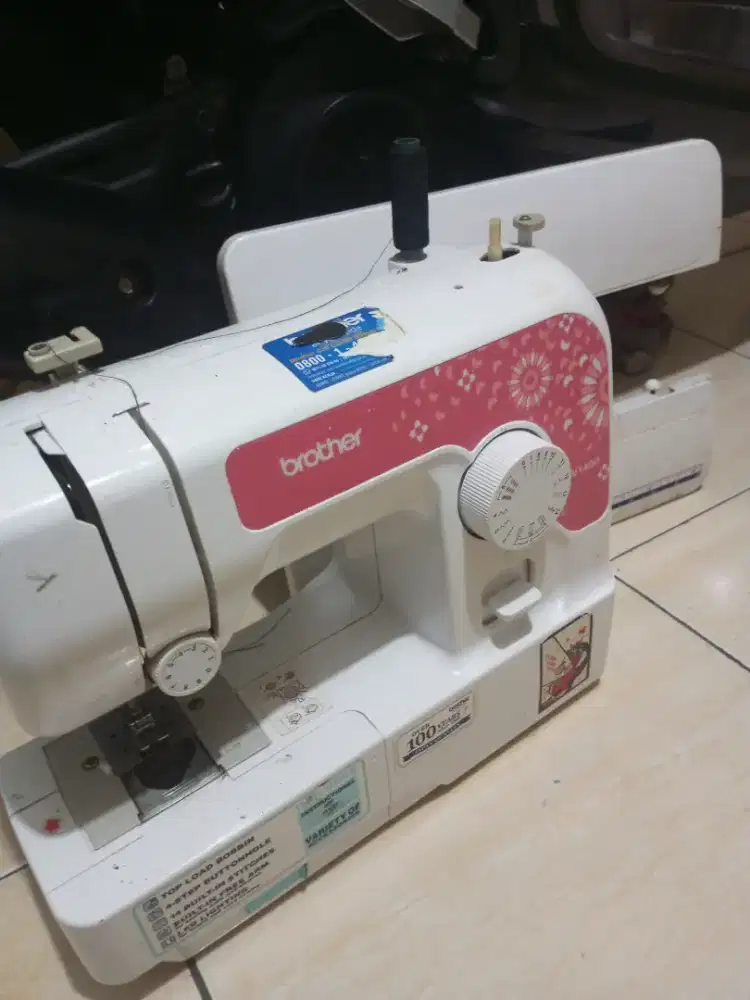 mesin jahit Brother JV1400
