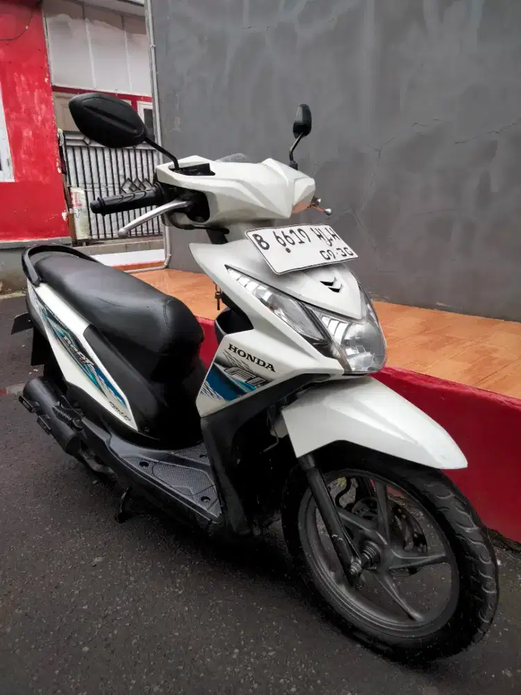 Honda Beat FI tahun 2014 pajak hidup