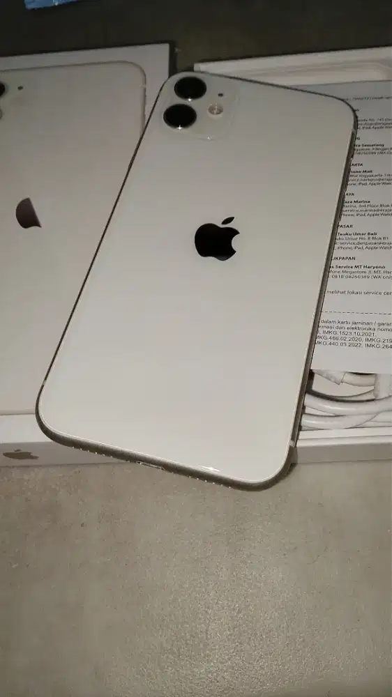 Iphone 11 64gb putih IBOX
