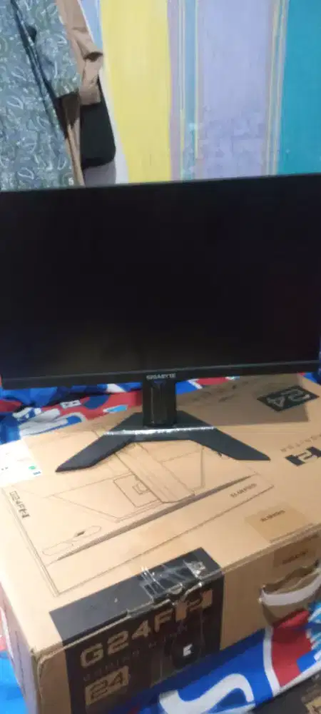 Monitor 24 inch
