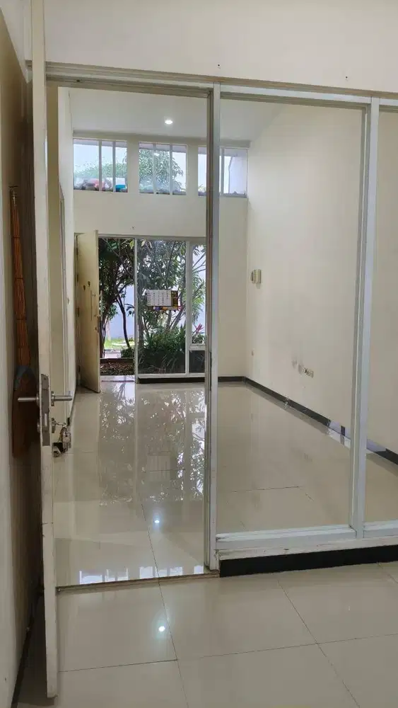 Rumah Terawat Siap Huni Taman Kopo Indah 5 Lokasi Strategis Nyaman