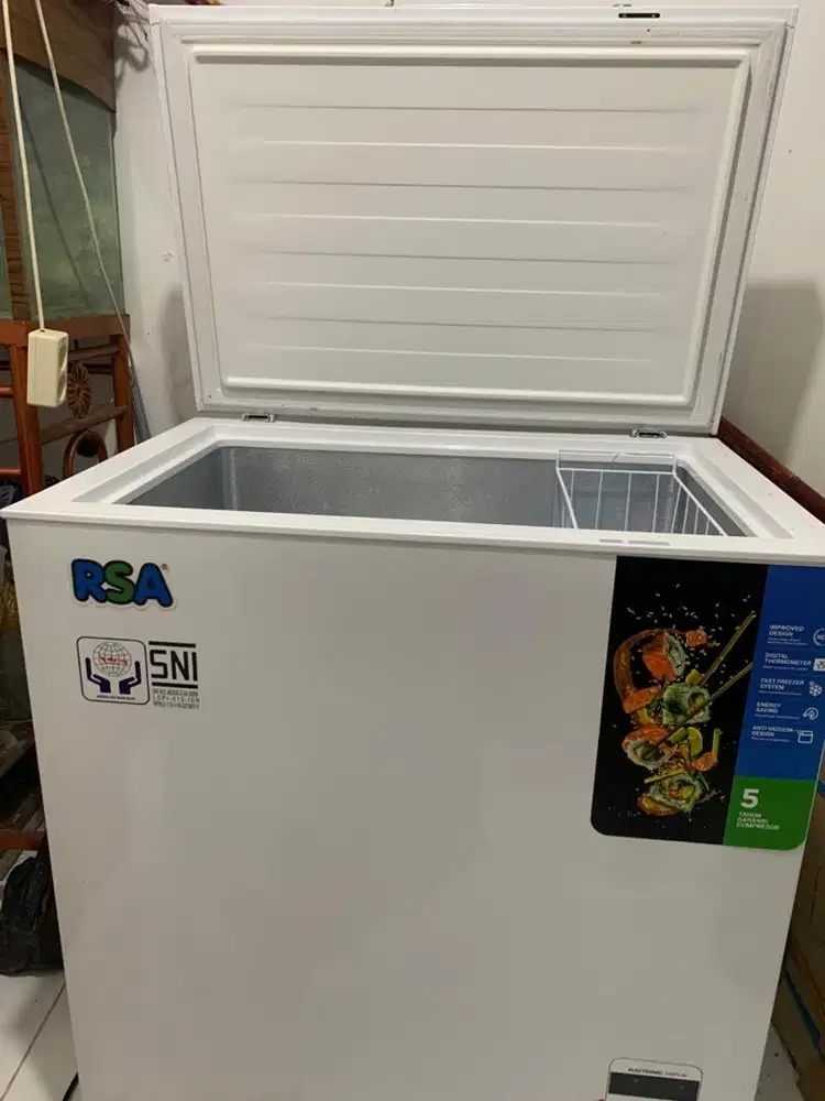 Freezer box RSA Chest Freezer model CF-210