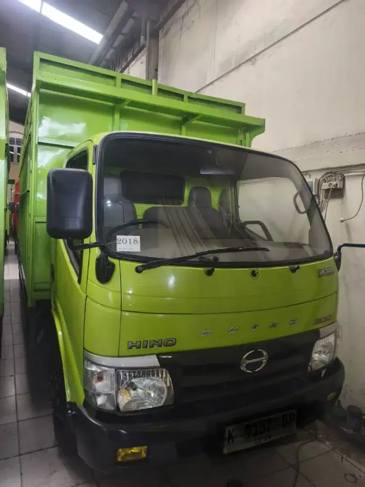 Hino 130 HDL long sasis light truk
