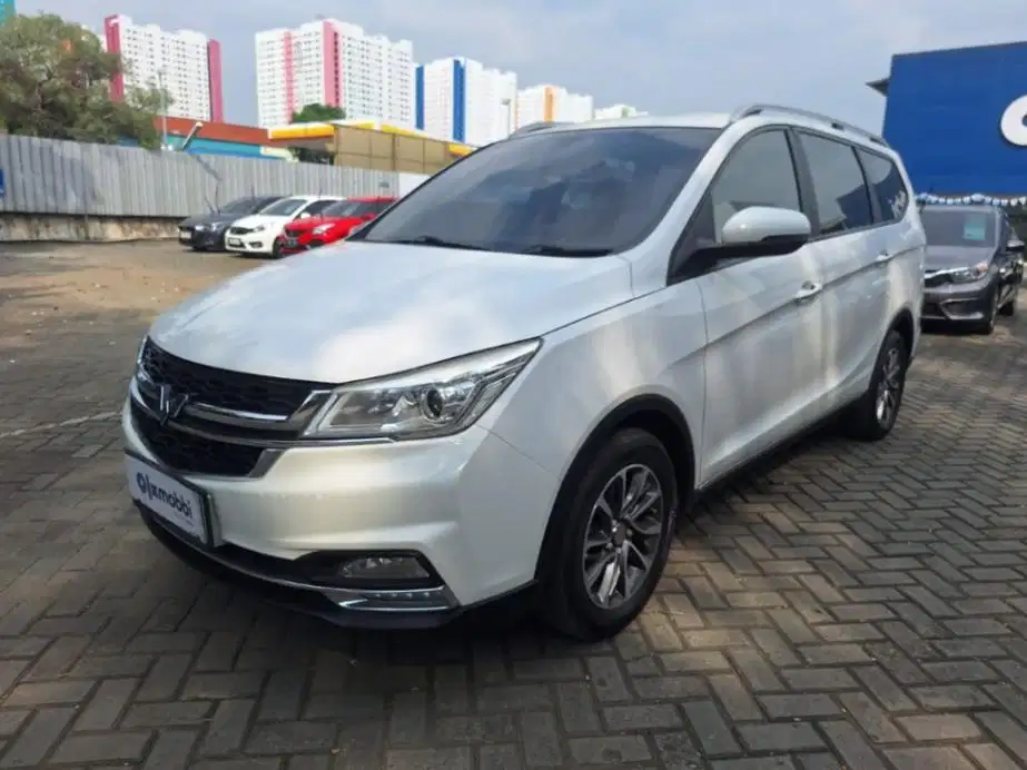 DP MURAH - Wuling Cortez 1.5 CT Lux Bensin-AT 2019 Putih
