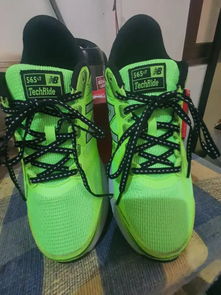 Sepatu unisex running techride 565 New balance ori