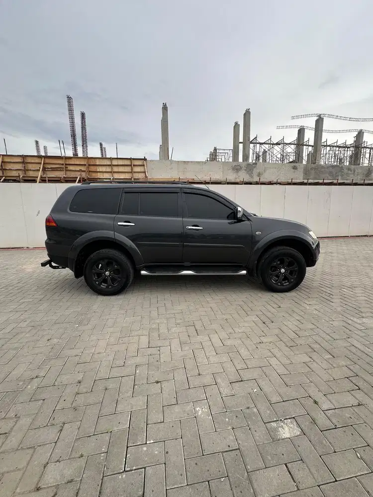 Mitsubishi Pajero Sport 2009 Bensin