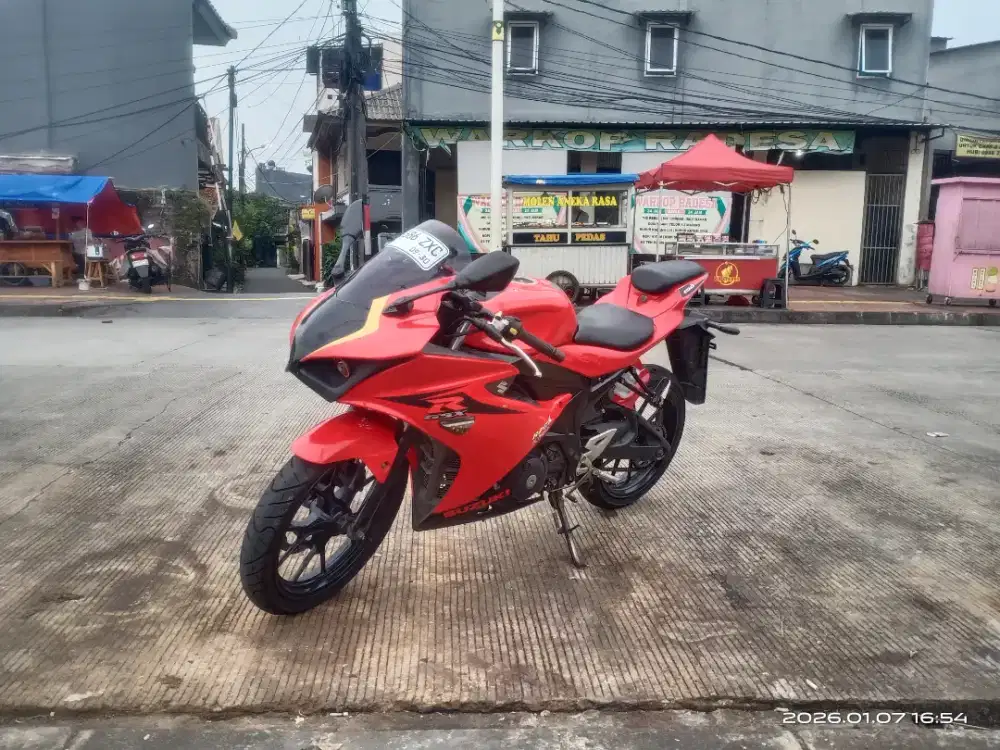Suzuki gsx R150