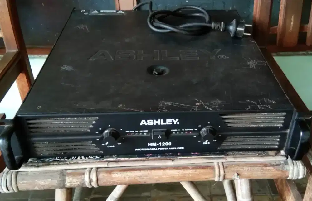 Ashley Hm1200 Power Amp