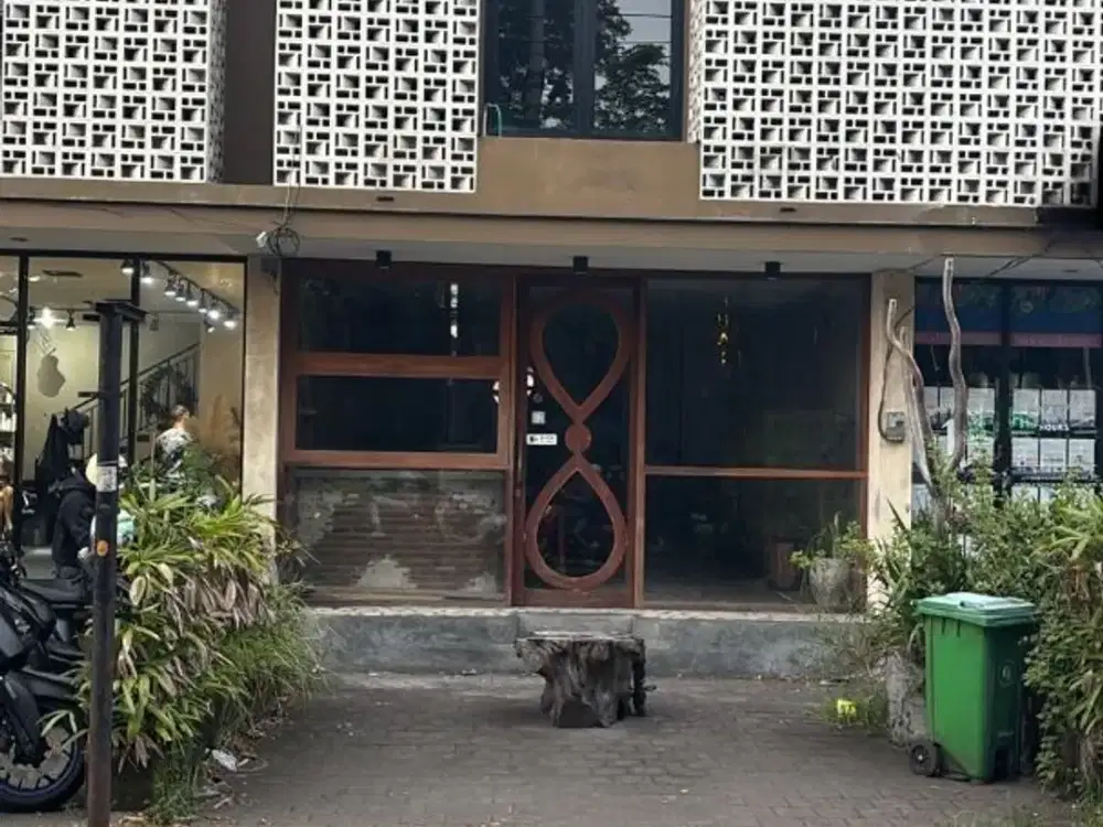 Ruko Cantik 2 Lantai Lokasi Super Premium Disewakan, di Canggu Area
