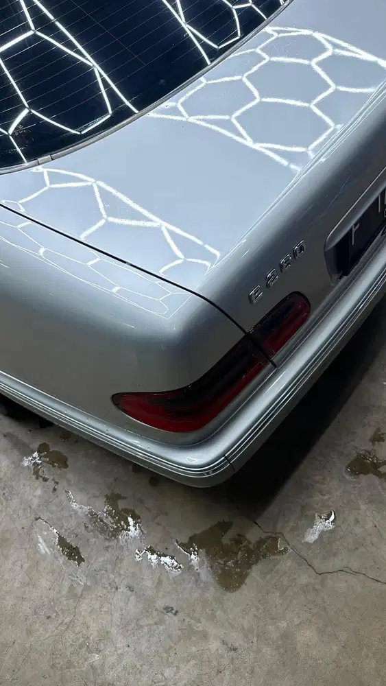 Mercedes-Benz E240 2000 Bensin