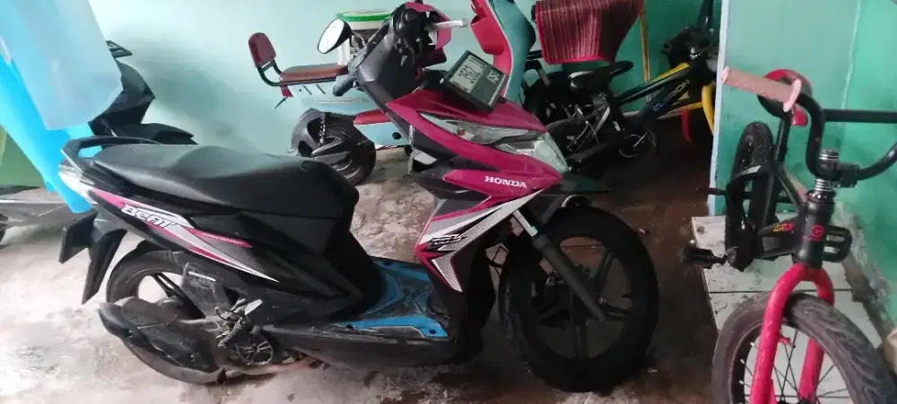 Honda beat pink