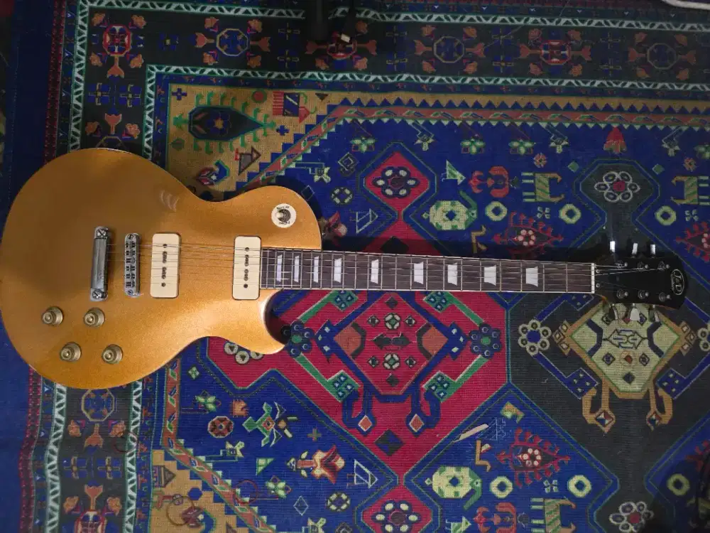 J&D Les Paul Goldtop P90