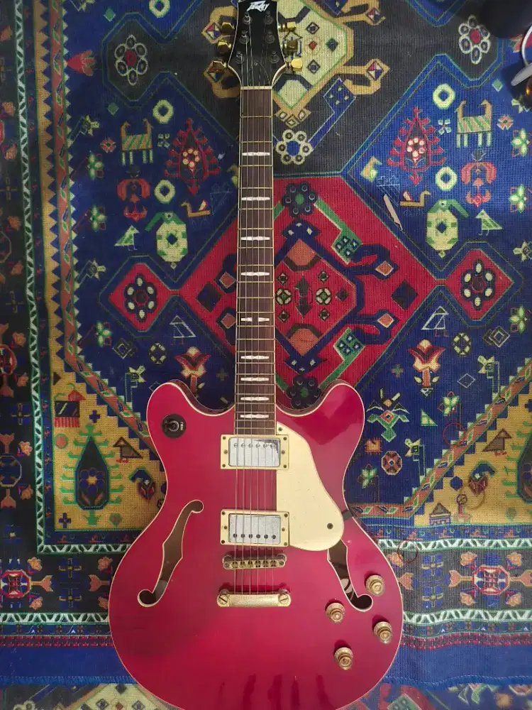 Peavey JF-1 Semi Hollow Body