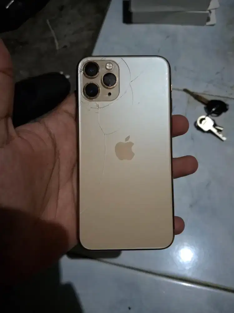 iPhone 11 pro 64gb inter
