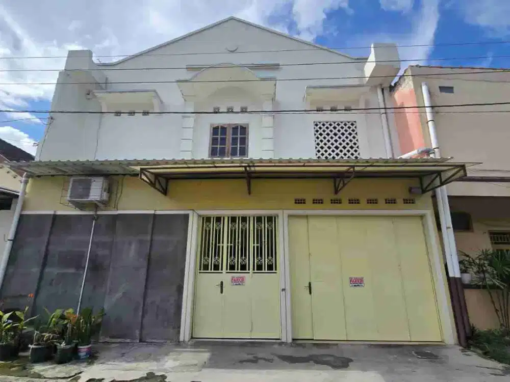 Rumah Strategis Siap Pakai Dekat Jalan Yos Sudarso Serengan Solo.