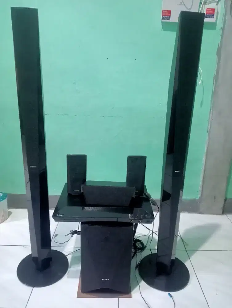 Hometeather sony second