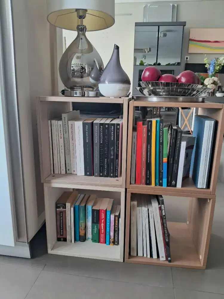 Kotak pajangan 49x49x49cm