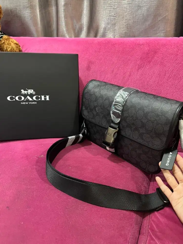 Coach League Messenger Bag In Signature Canvas