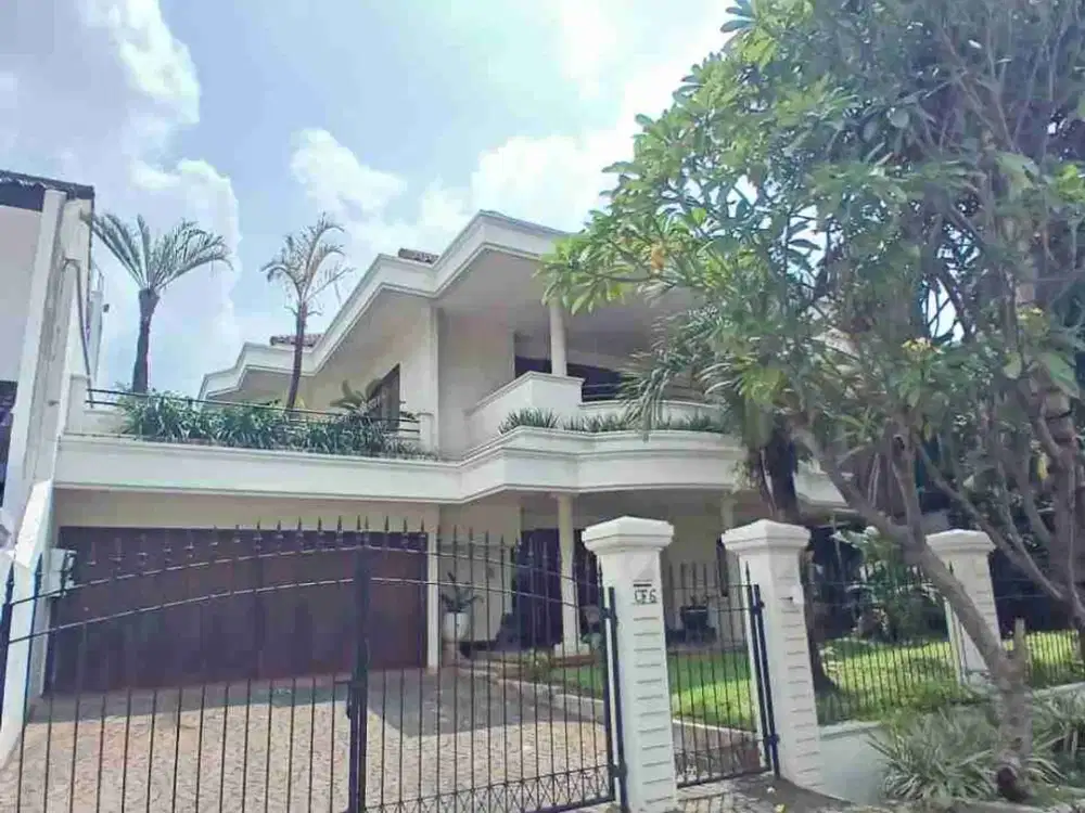 Dijual Rumah Keren di Bintaro Sektor 3 Jakarta Selatan