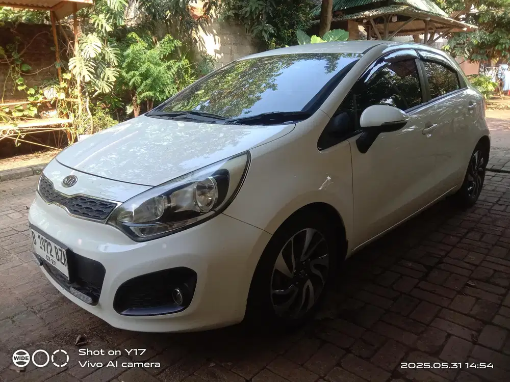 Kia Rio 2012 Bensin