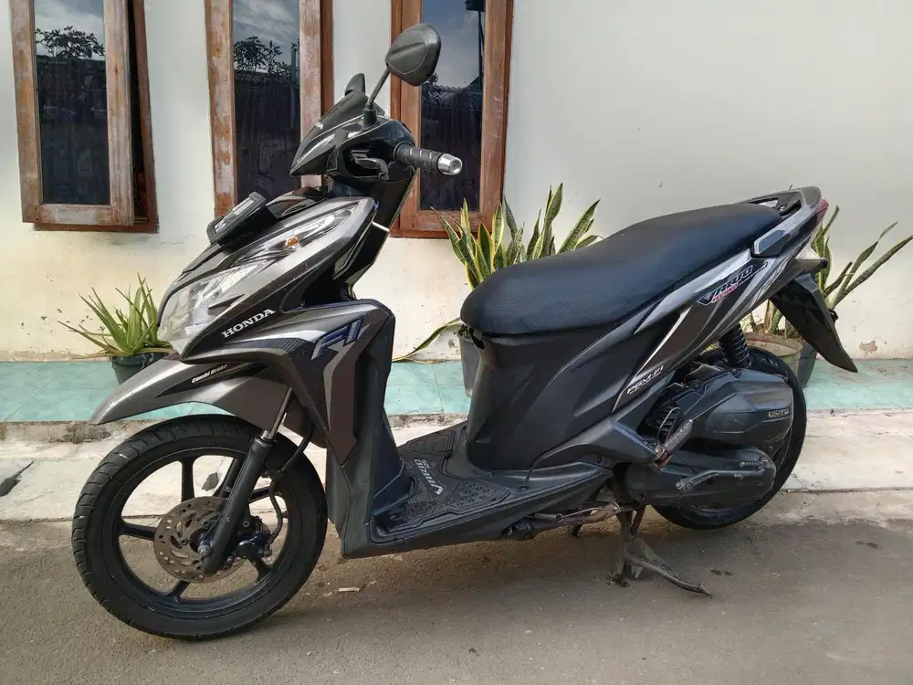 Honda vario kzr tahun 2014 bagus